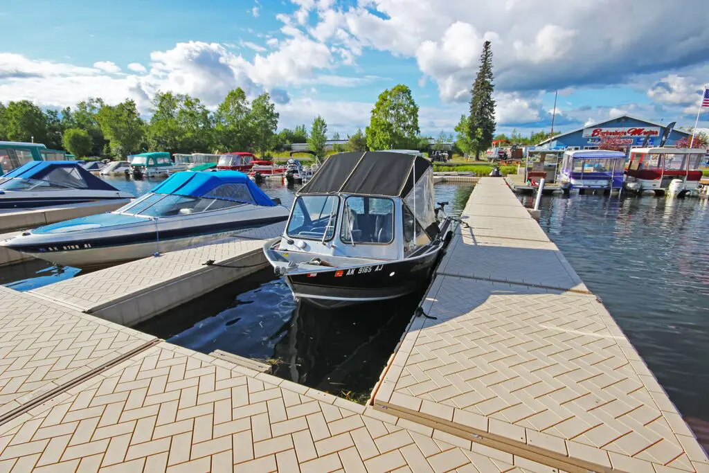 PolyDock_Burkeshore_Big Lake_Black and Silver 2.jpg